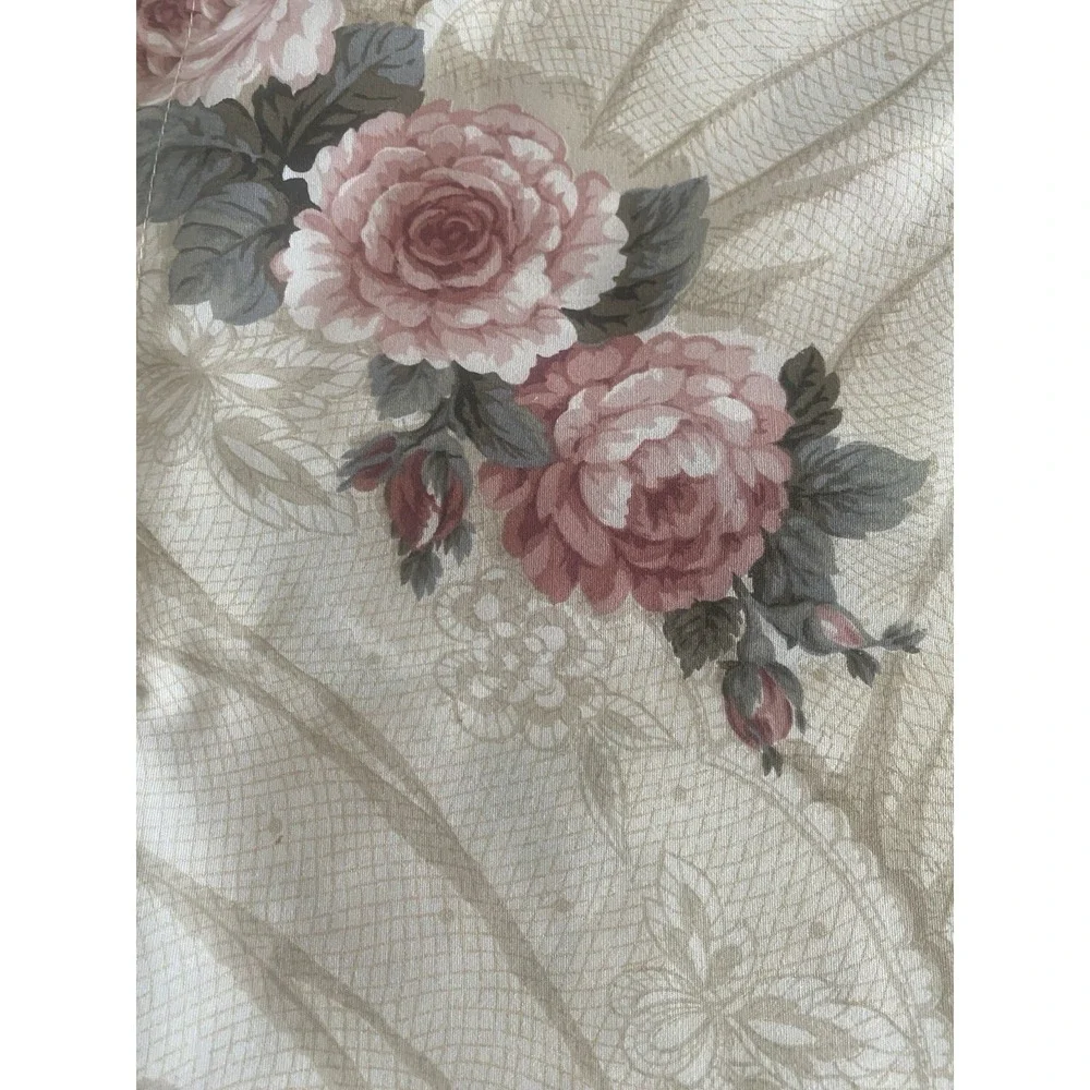 VTG JESSICA MCCLINTOCK 2 Pillowcases Floral Cottagecore‎ Romantic French Country